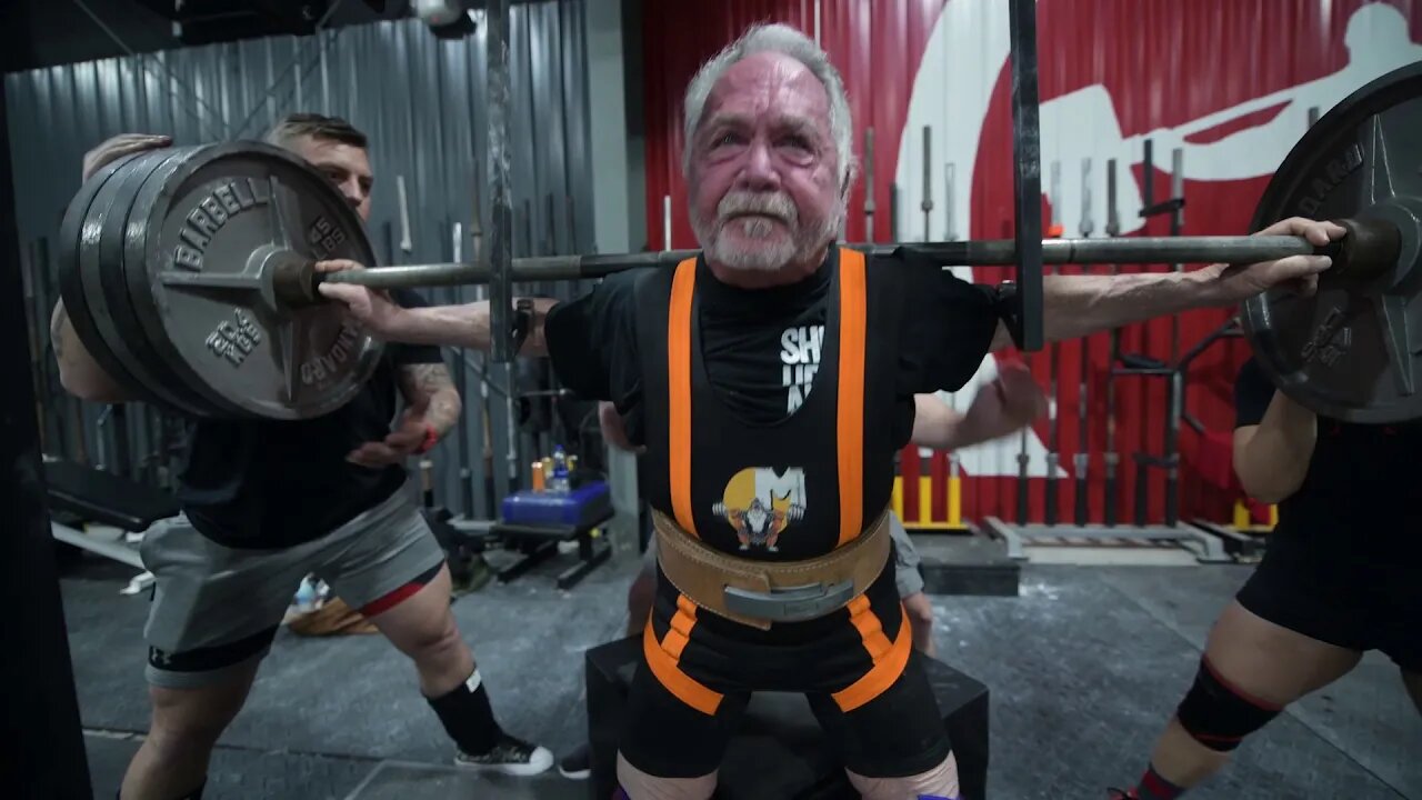 Jeff Guller 425 Squat | elitefts.com