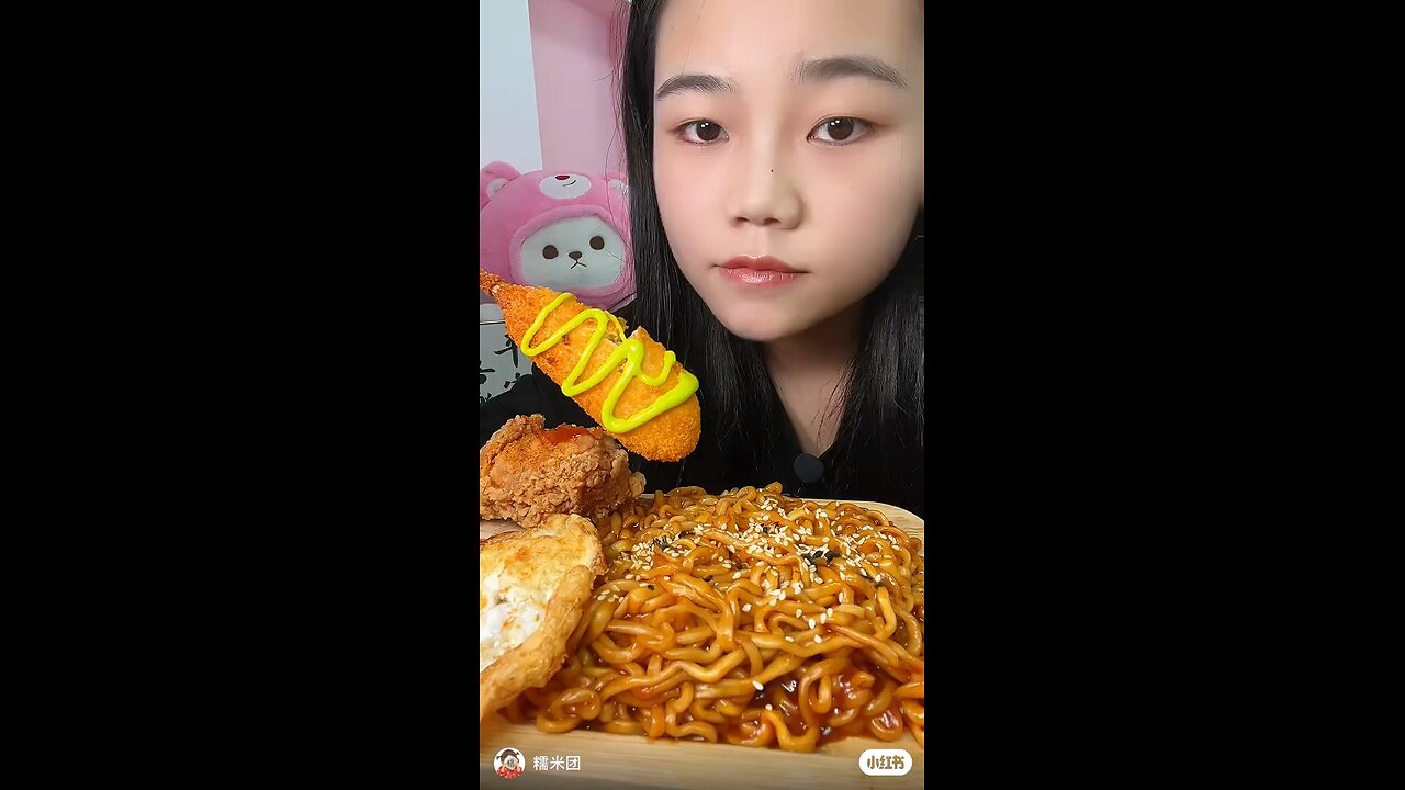 Mukbang chese corndog and noodles