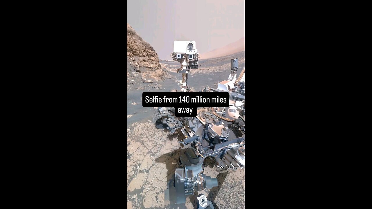 Extremely detailed selfie from 140 million miles away
