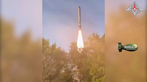 Russian Iskander cruise missile battery in action