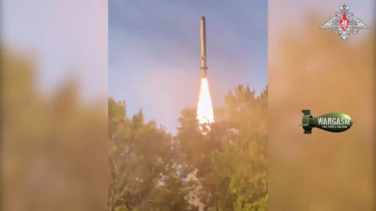 Russian Iskander cruise missile battery in action