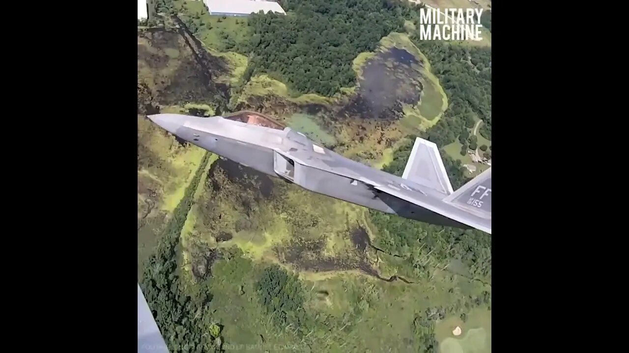 F-22 DANDO UMA VOLTA #shorts