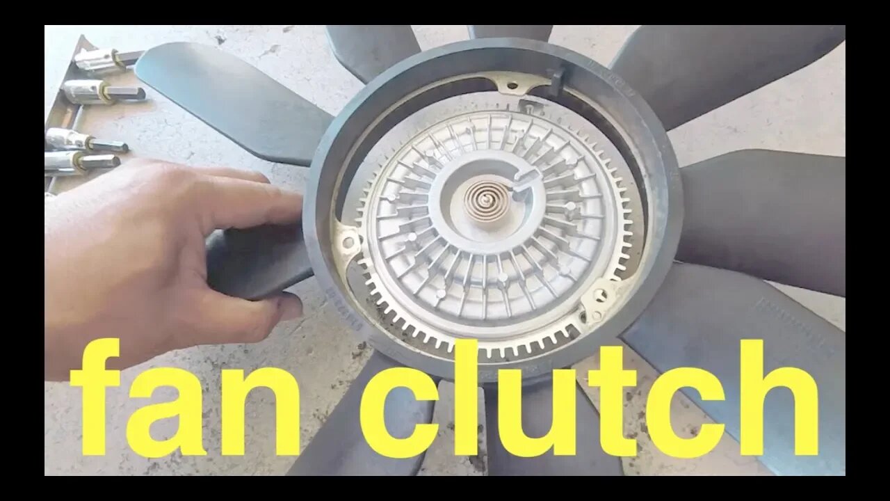 OVERHEATING Bad Fan Clutch Mercedes Benz ML320 √ Fix It Angel