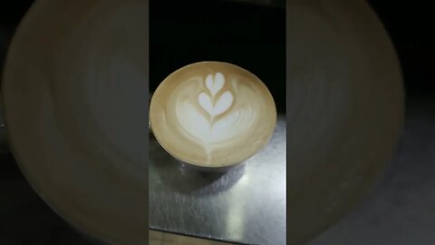 short must viral simple coffee lattart