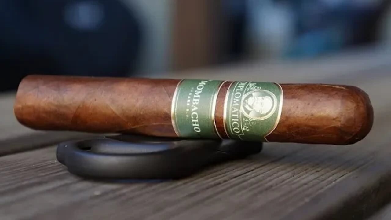 Team Review Recap: Diplomático by Mombacho Robusto