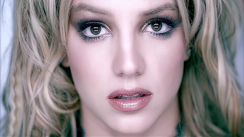 Britney Spears - Stronger (From USA)