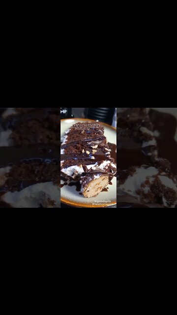 Tem dias que pedem bolo e uma porção extra de calda de chocolate né? #opulodagata #meudocenegocio