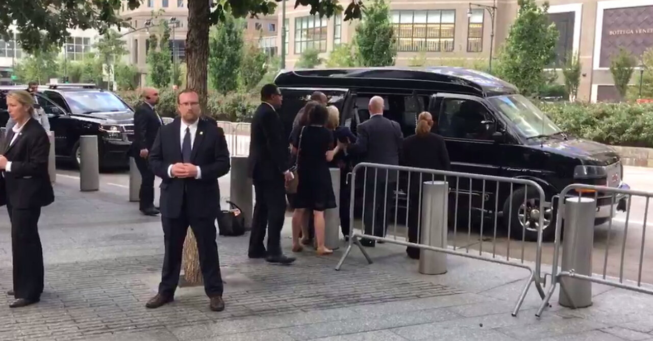 Hillary Clinton Viral Video Explained By Hotel Supervisor Comes Forward