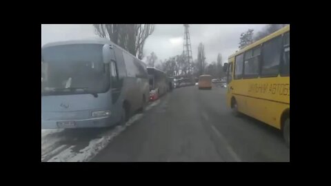 🇺🇦 Graphic War🔥Humanitarian Routes Open For Families Leave Sumy, Ukraine for Safety #Shorts