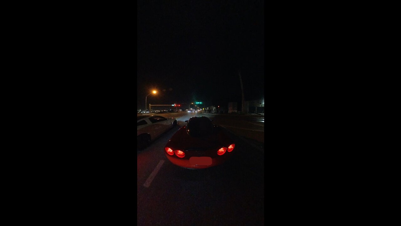 C6 corvette vs tuned 3v mustang