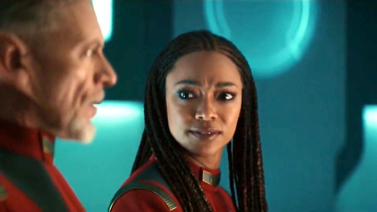 Michael Burnham Gives ADVICE to DISGRACED Officer—Star Trek Discovery CLIPS