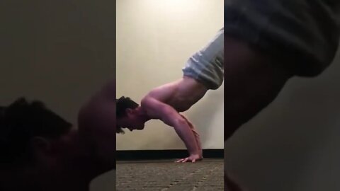 INSANE CALISTHENICS EXERCISE 💪🏽