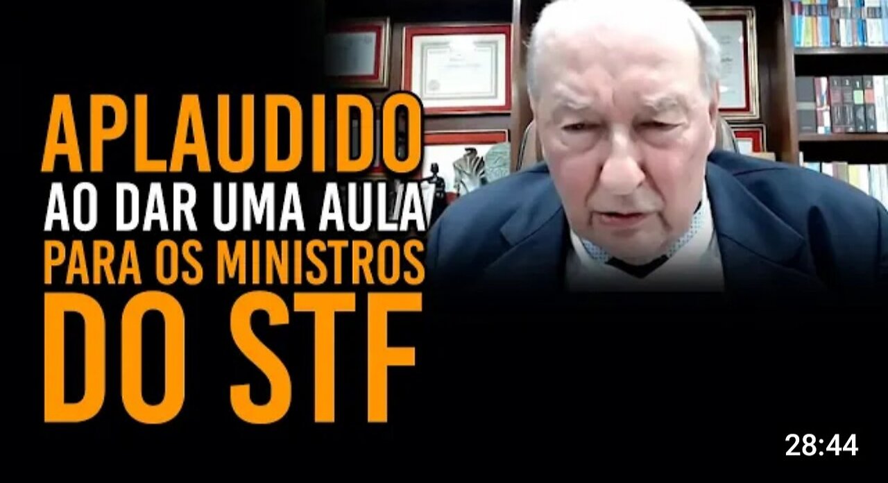 Ives Gandra é aplaudido ao dar uma aula para os ministros do STF