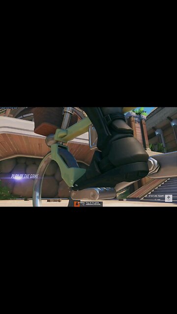 Does this look like it is in slow motion to anyone else? Doomfist POTG