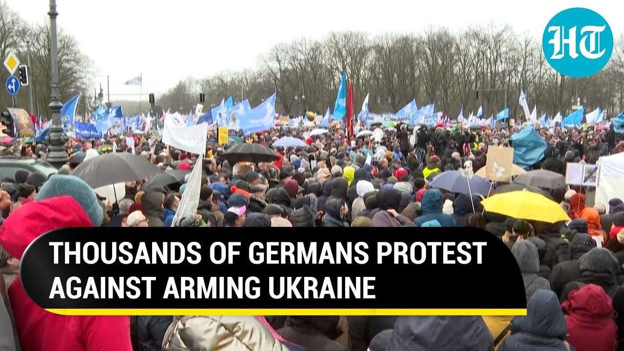 Germans echo Putin's message against arming Ukraine; Berlin witnesses huge protest | 'Not our war'