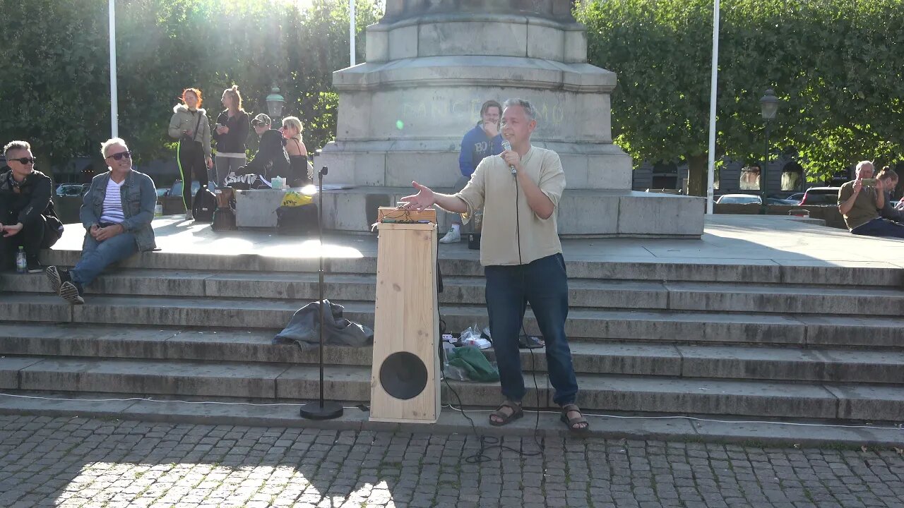 Mikkel Meinike Nielsen på Frihetsmanifestation i Malmö