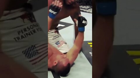 Derrick Lewis hand fight #shorts
