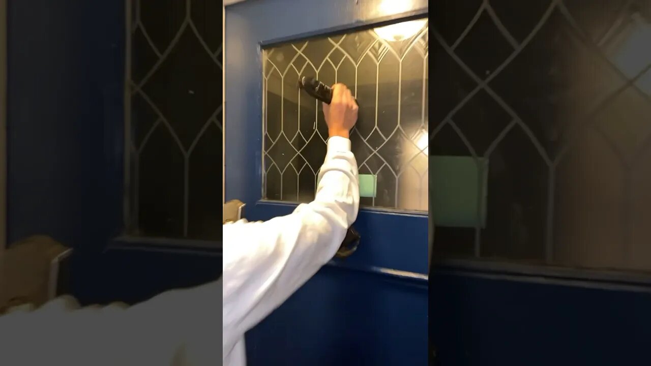 Leaving Our NEW NEIGHBORS A Surprise!! 🥰