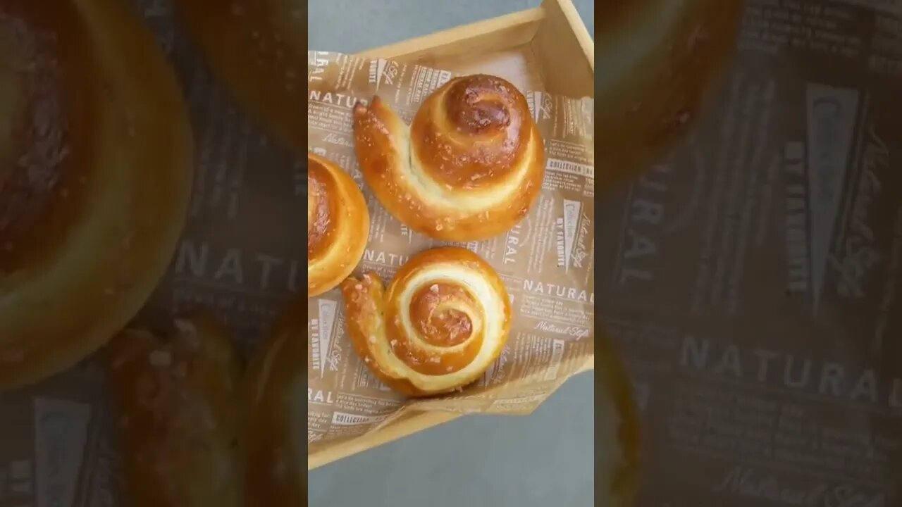 Pretzel Snail tiktok myloveatfirstbite