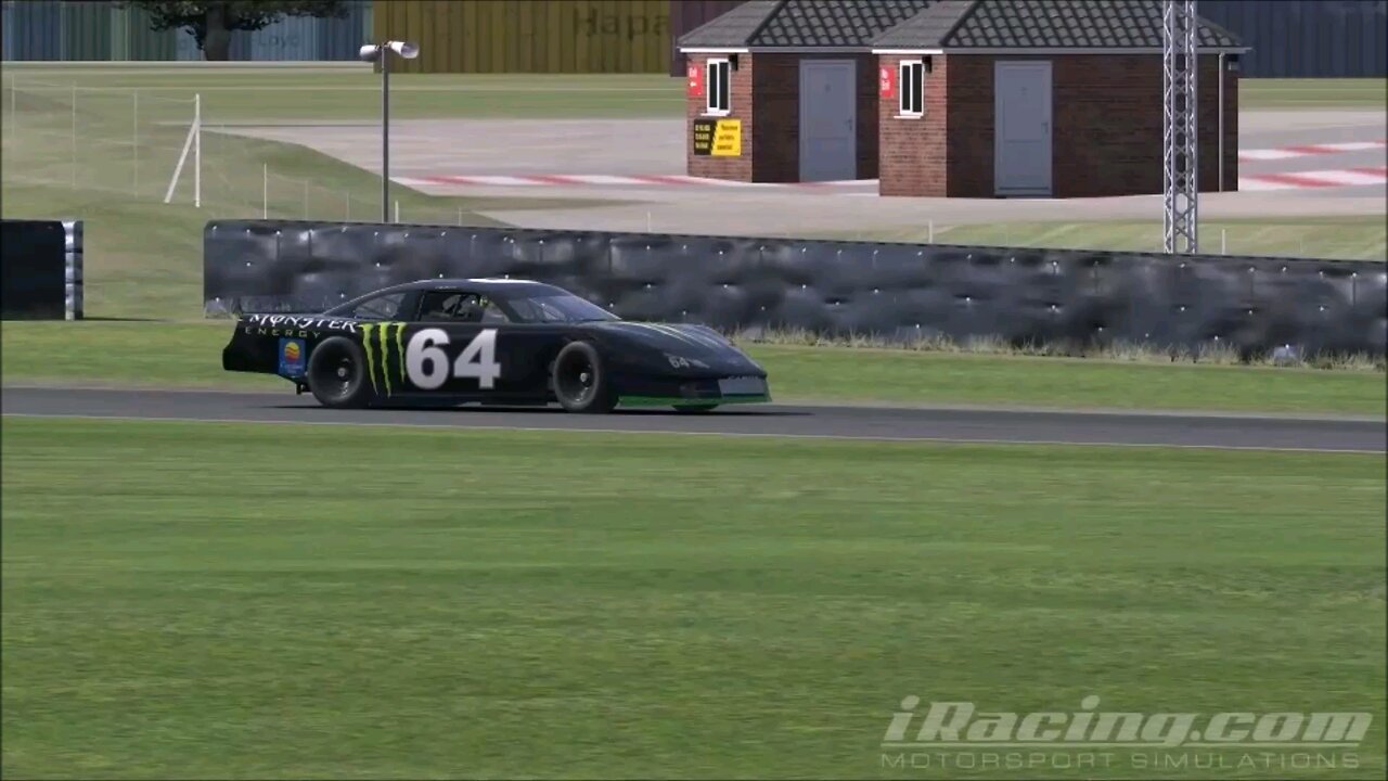 iRacing || They said it wasn't possible!