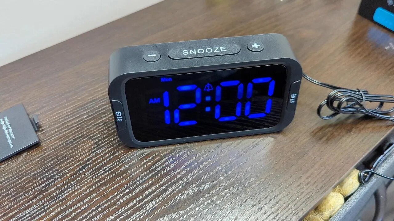 Unboxing: Odokee Digital Dual Alarm Clock for Bedroom, Easy to Set, 0-100% Dimmer, USB Charger,