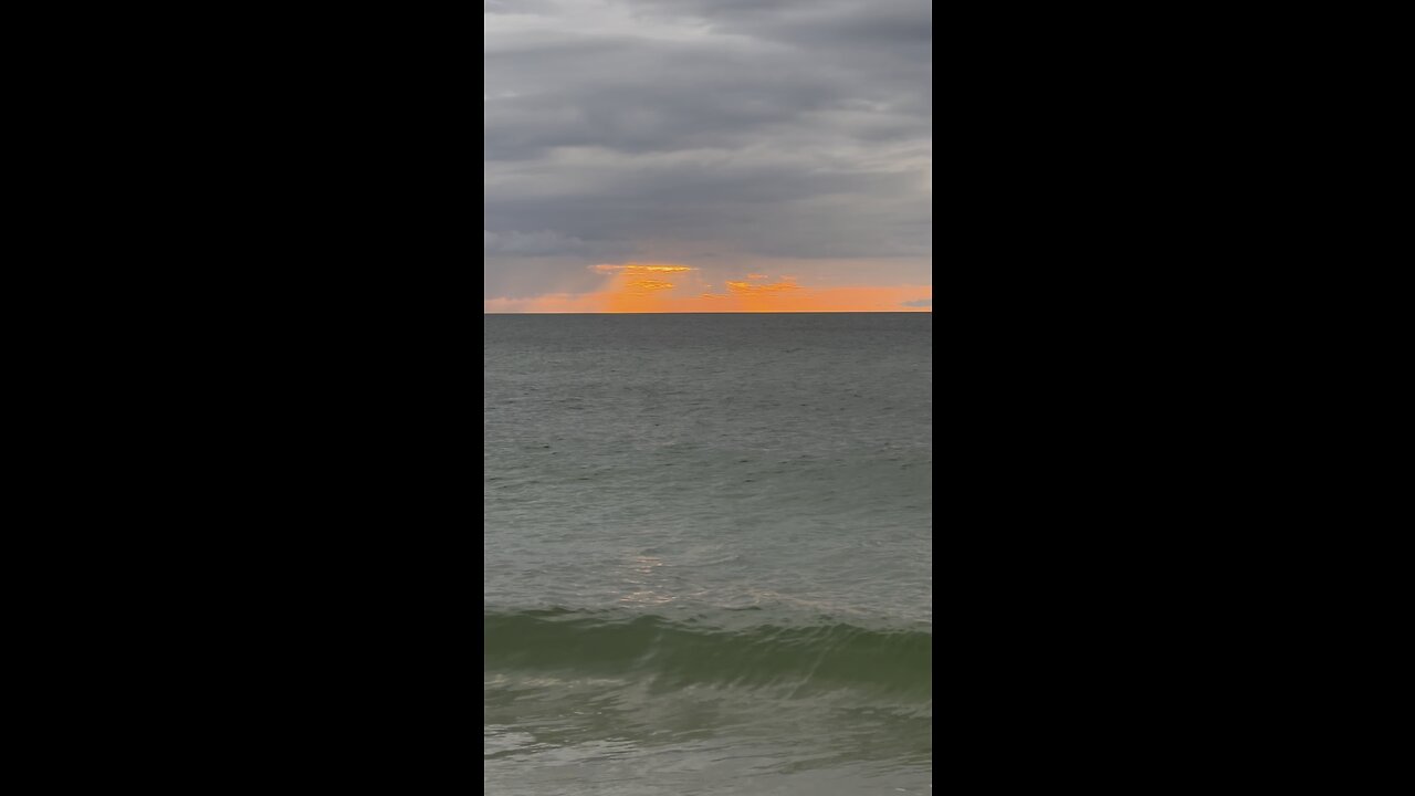 Sunset Over Marco Beach #FYP #MarcoBeach #sunset #MarcoIsland #mywalksinparadise #4K