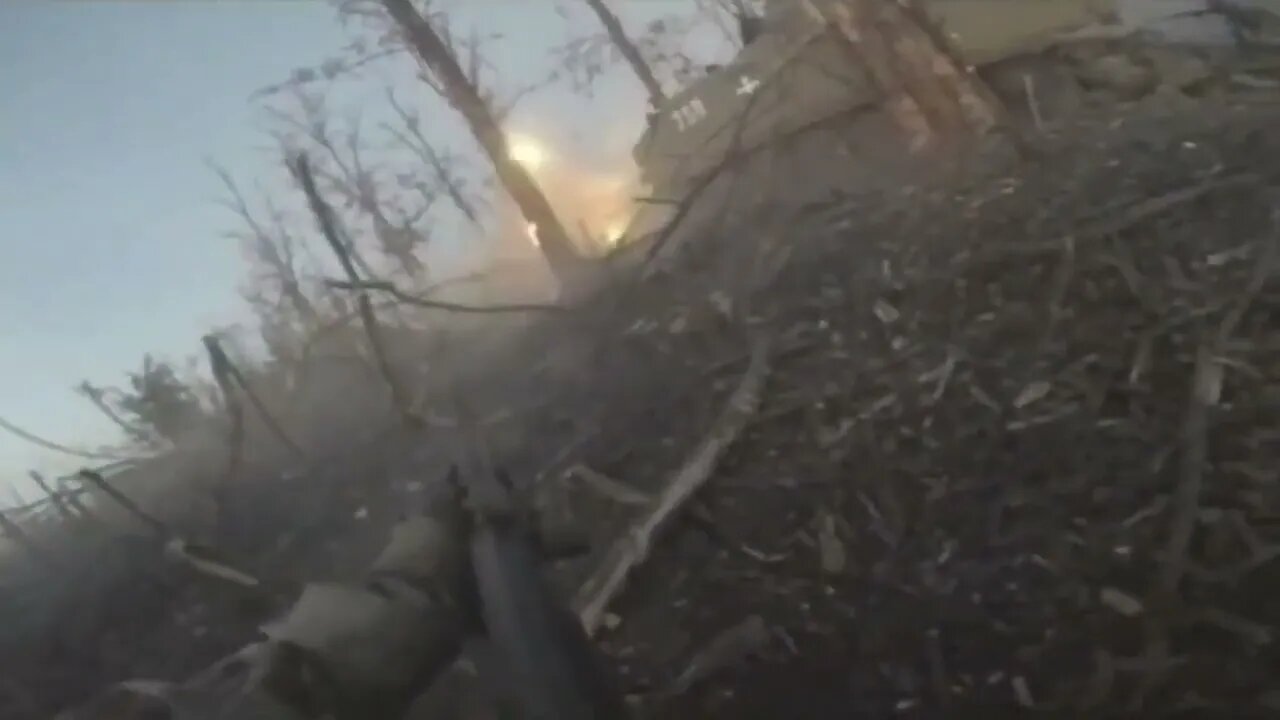 🇺🇦GraphicWar18+🔥GoPro"Combat Footage" Sunrise Firefight Bakhmut - Glory to Ukraine Armed Force(ZSU)