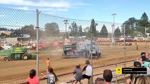 Banks Tractor Pull #Tractorpull #combine #banks