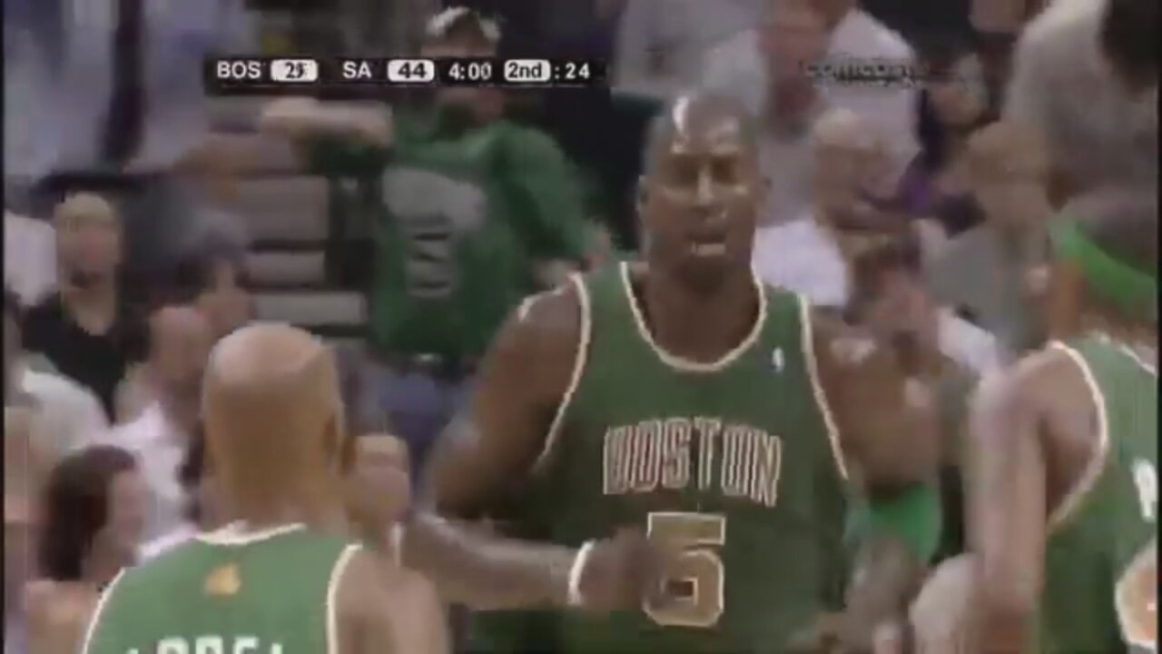 Kevin Garnett 21 Points @ Spurs, 2007-08.