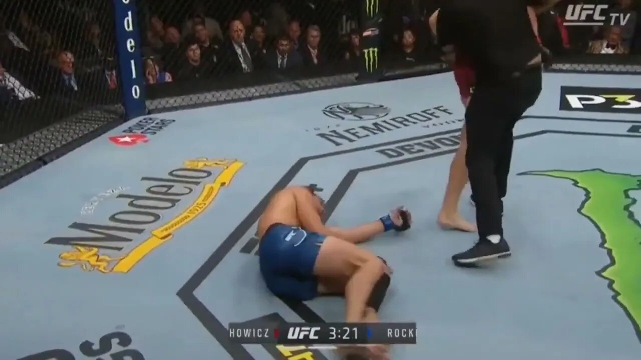 UFC Blachowicz VS Rockhold Knockout👊