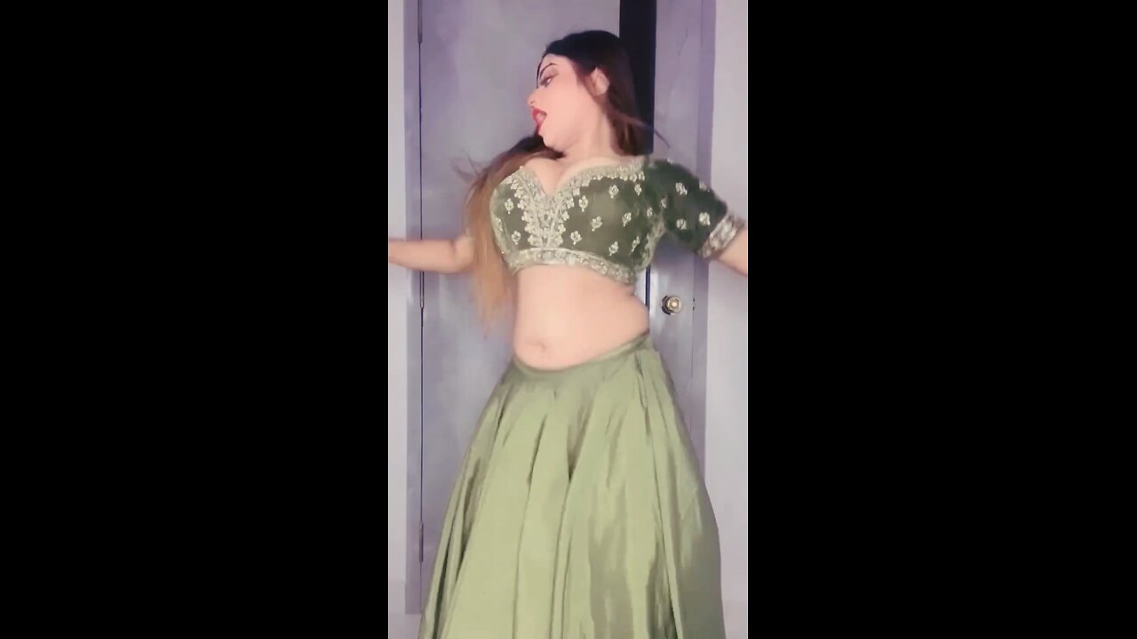 Indian dance 🩰❤️🎶😘❤️#love #music #reels #reelsviral #trendingreels #dance #india #indiandance