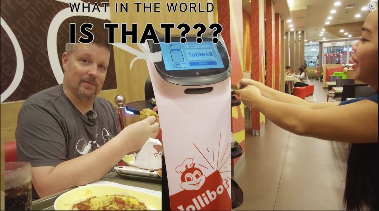 Is Jollibee better in the Philippines? Trying Jollibee for the first time | New Jollibot #foodvlog