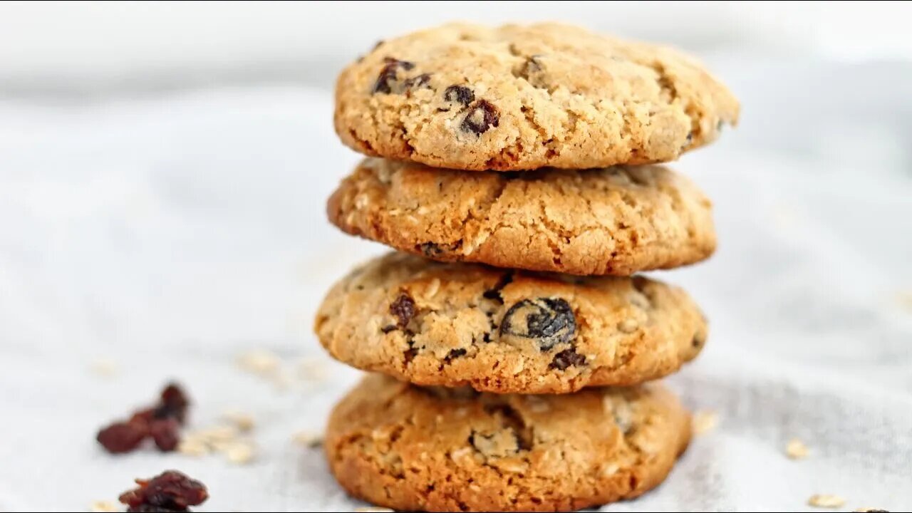 Thick and Chewy Gluten Free Oatmeal Raisin Cookies