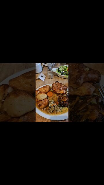 Sunday Roast at The Stag Inn 🍖 #sundayroast #stag #inn #pub #England #bath #brunch #lunch #smalltown