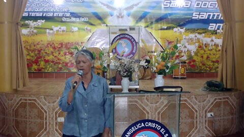 Hna. Margarita Vargas Alabando a Dios