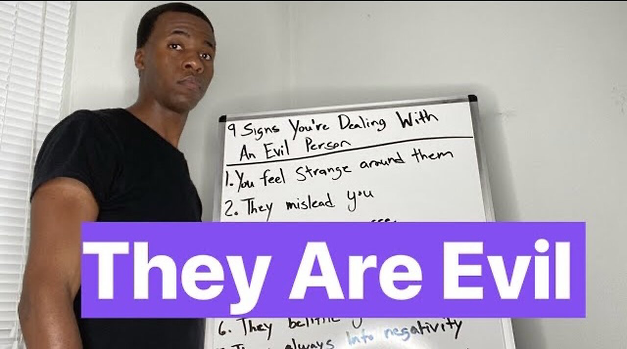9 Signs You’re Dealing With An Evil Person