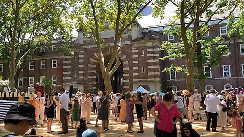 Exploring Governors Island: Colonels Row & Castle Williams
