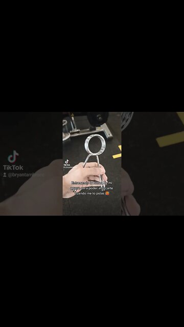 Entrenando la Fuerza de mi Agarre Para Ahorcarte Cuando me lo Pidas 🥵