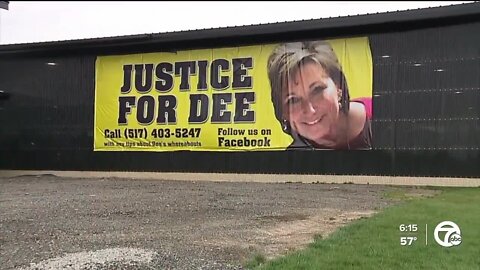 Dee Warner's family wants answers in her disappearance. That's why they want her declared dead.