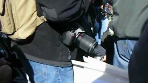 Constitution yes Socialism no.chant