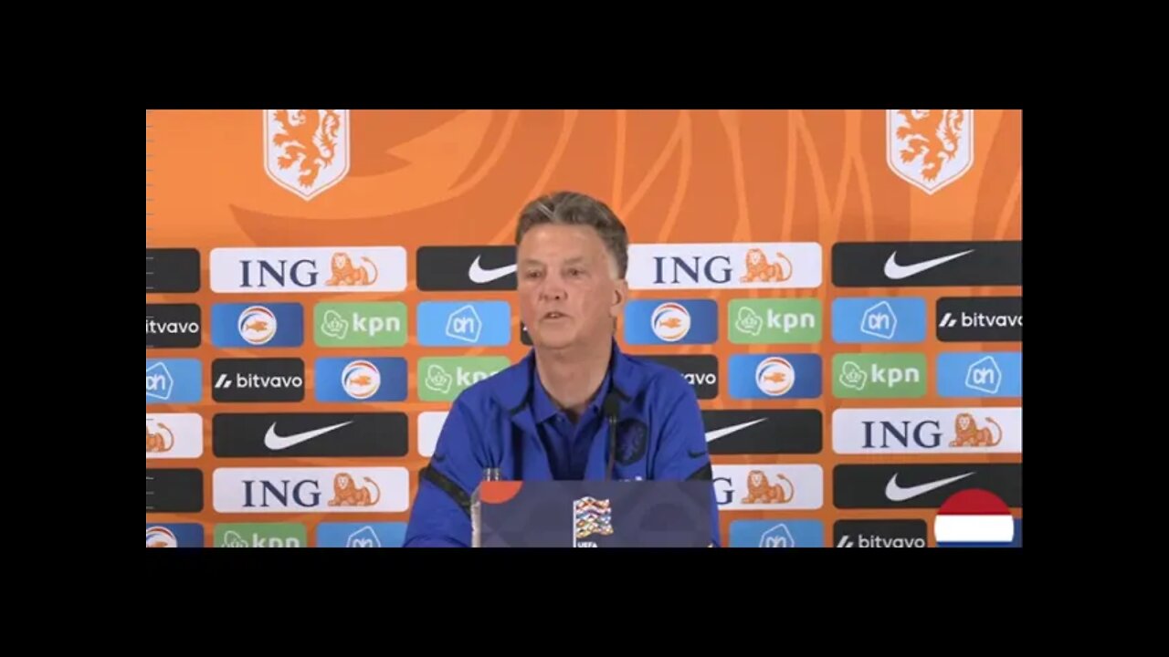 Louis van Gaal reageert op steunbetuiging van Depay aan Quincy Promes.