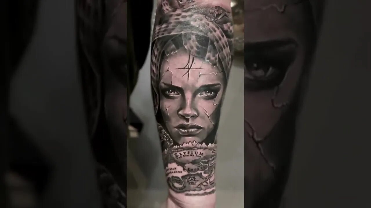 Most Unforgettable Greek Medusa Tattoo #shorts #tattoos #inked #youtubeshorts