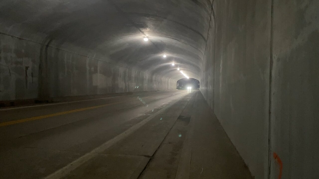 350z Tunnel flyby