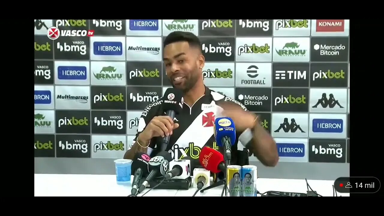 Alex Teixeira: "Ninguém sabe o amor que eu tenho pelo Vasco."