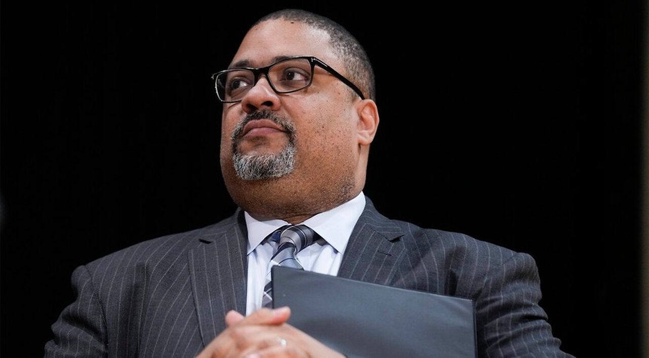 Bragg Is Throwing a Fit at House GOP and Backpedaling Furiously