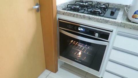 Forno de Embutir a Gás Brastemp 78 Litros Cor Inox com Convecção e Termômetro Meat Control