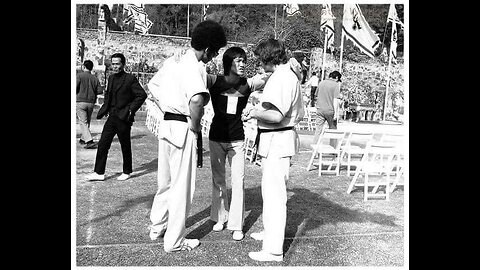 Cross kick Studio Films Bruce Lee Enter Dragon