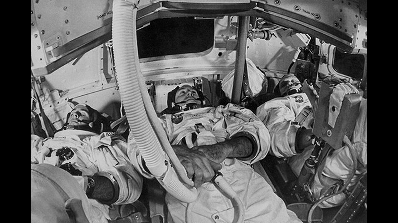 Wardrobe change inside the capsule