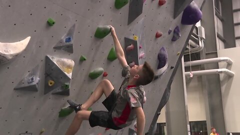 Super 7: Colden Floss