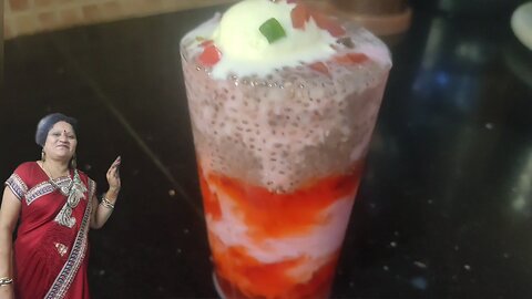 strawberry 🍓 Falooda 🍨 icecream #viral #falooda #faloodadrink #faluda #faludaicecreamrecipe